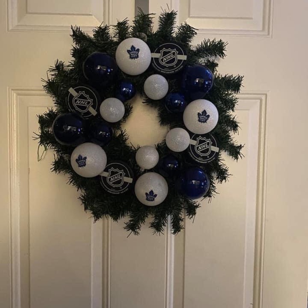 Maple leafs Christmas wreath